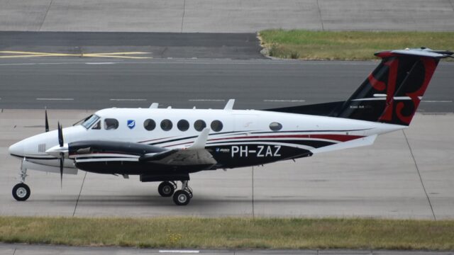 Zeusch Aviation Beech B200 Super King Air PH-ZAZ at Birmingham Airport in June 2025