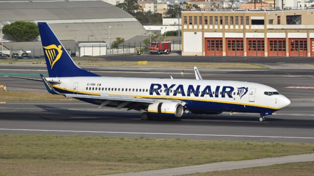 Ryanair Boeing 737-8AS EI-EBK aircraft